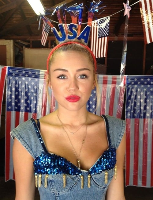 Miley Cyrus Mocks America On The 4th Of July 