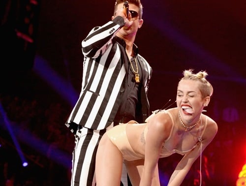 Miley Cyrus VMA performance