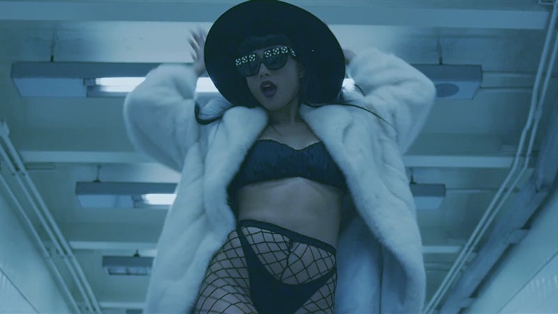 As you can see in the video below, English pop star Natalia Kills (who also...