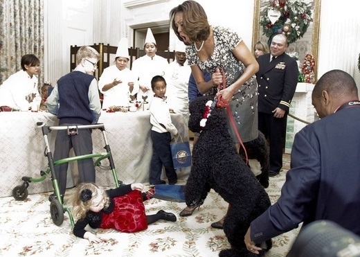 Obama dog little girl