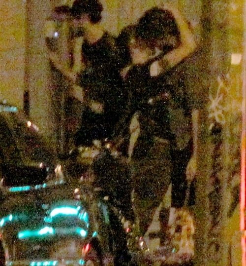 Robert Pattinson Kristen Stewart kiss