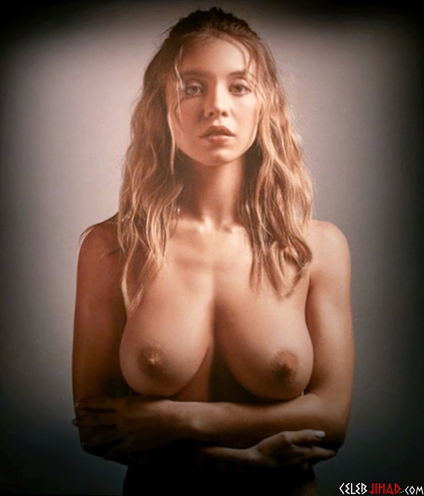 Sydney Sweeney nude