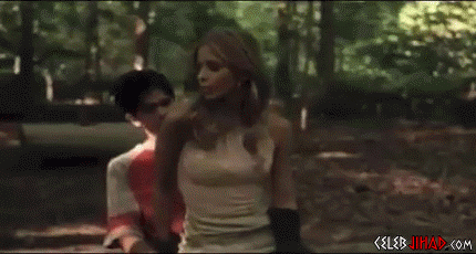 Sarah Michelle Gellar Caught Having Sex In The Woods