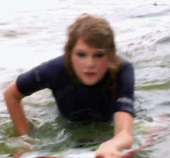 Taylor Swift Caught Humping The Ocean
