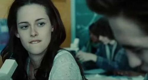 Kristen Stewart Bites Her Lower Lip A Lot Video Dirty Celebrities