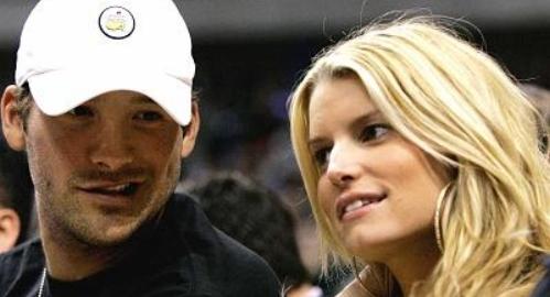 Tony Romo Breaks Up With Jessica Simpson