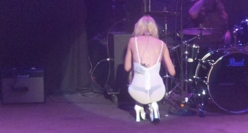 Taylor Momsen thong