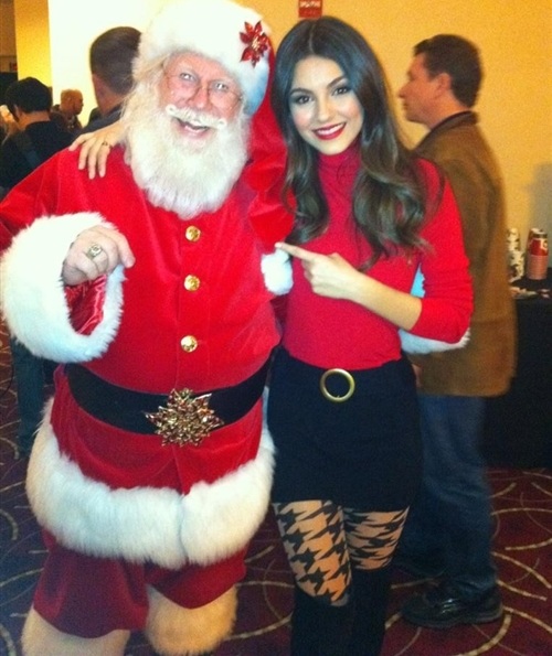 Santa Caught Grabbing Victoria Justices Ass