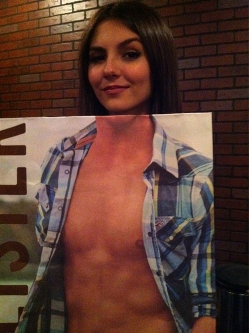 Victoria Justice Topless Pic