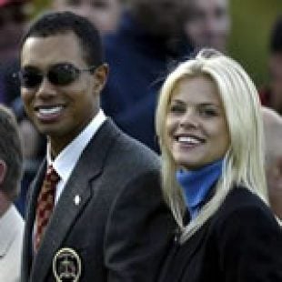 Tiger Woods’ Wife Uses Golf Club to Rescue Children from a Burning Building