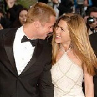 Jennifer Aniston Pretends To Care About Haiti To Win Back Brad