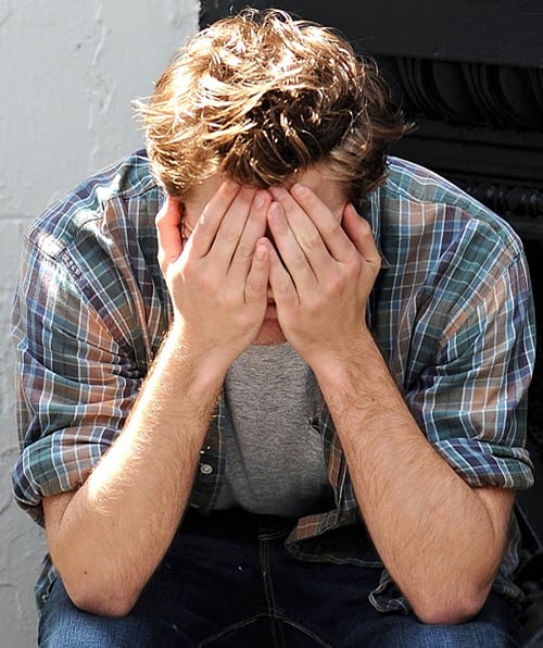 Robert Pattinson Cancels Appearance Due to Hemorrhoids