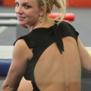 Britney Spears Has a Big Fat Spine