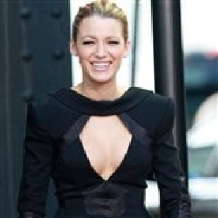 Blake Lively Epic Cleavage Pics
