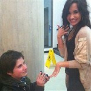 Demi Lovato Gets Engaged To Her Girlfriend