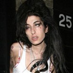 Amy Winehouse  nackt