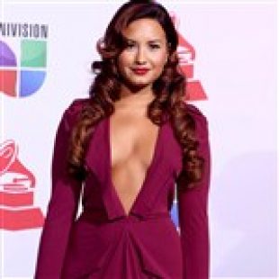 Demi Lovato Flaunts Her Disgusting Cleavage