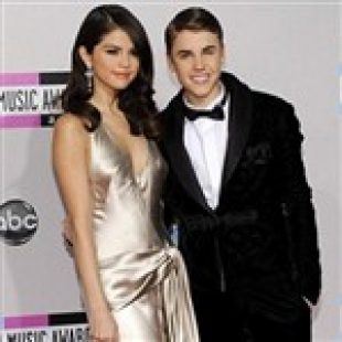 Hilary Swank Nude Photos & Naked Sex Videos