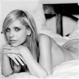 Topless sarah gellar