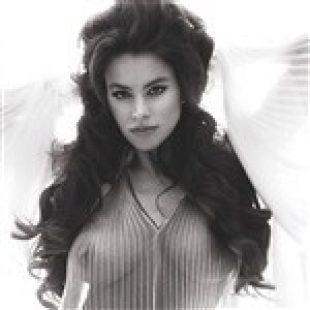 Sofia Vergara Shows Her Nipples In GQ Mexico