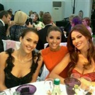 Jessica, Eva, & Sofia Have Scandalous Girls Night Out