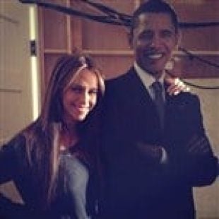 Obama Is Having An Affair With Jennifer Love Hewitt