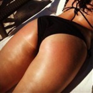 Demi Lovato Tweets Pics Of Boobs & Butt