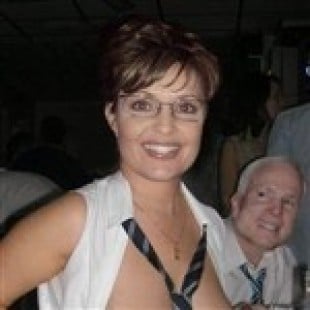 Sarah Palin Drunk Topless Photo Leaked