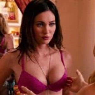 Woman Bounces Megan Fox’s Boobs On Video