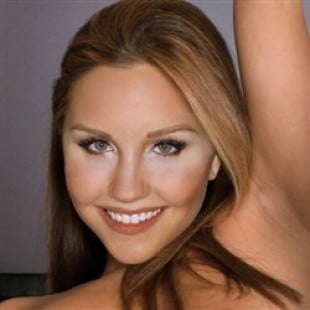 Topless amanda bynes Pictures Of