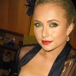 Hayden Panettiere Flashes Her Bare Breast On Instagram