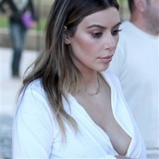 Kim Kardashian Takes Her Tits And Ass Out To Run An Errand