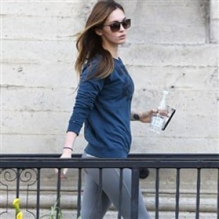 Megan Fox Still Looking Tight While In Yoga Pants