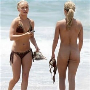 Hayden Panettiere Strips Naked At The Beach