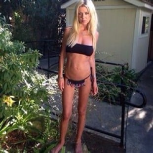 First Look At Tara Reid On The New Season Of ‘The Walking Dead’