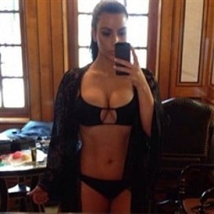 The Top 15 Kim Kardashian Selfies