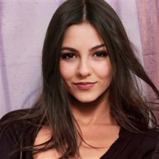 Victoria Justice Does A Graphic Nude Photo Shoot