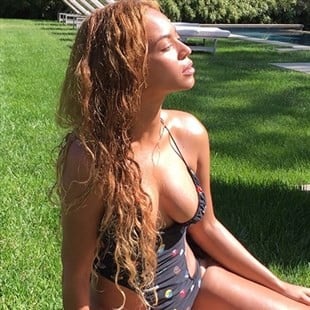 Beyonce nude photos