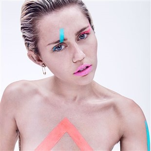 Miley Cyrus Completely Naked In Paper Magazine