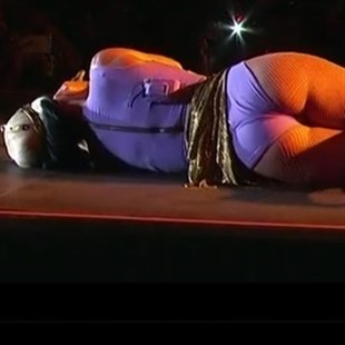 Katy Perry Takes Her Ass Back On Tour