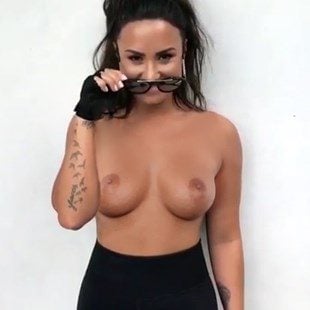 Demi Lovato Goes Topless On Snapchat.