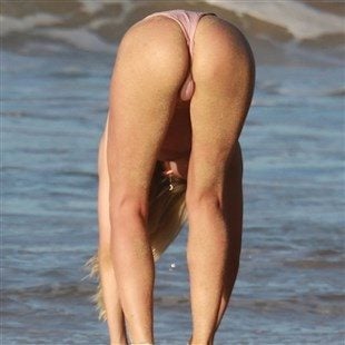 Nude candice swanepol Candice Swanepoel
