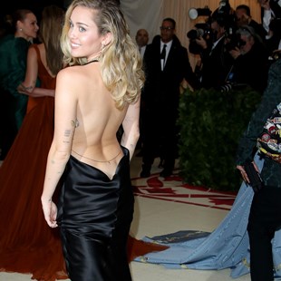 Miley Cyrus Side Boob And Butt Cleavage At The Met Gala