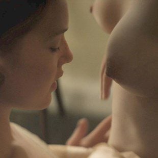 Anna Paquin Nude Lesbian Sex Scene In “Tell It to the Bees”