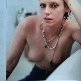 Kristen Stewart Is A Naked Mess