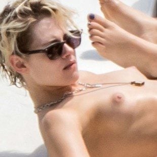 Kristen Stewart Topless Nude Sunbathing