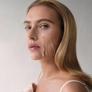 Scarlett Johansson Nude Dirty Talk Alternate Scene Released
