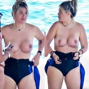 Wanda Nara’s Nude Tits Out On The Open Ocean